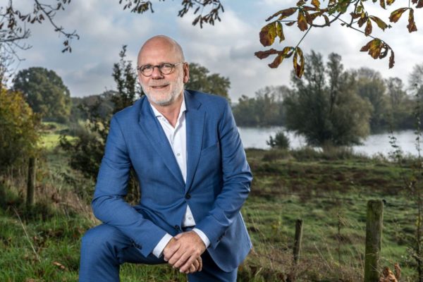 Burgemeester Carol van Eert Foto: Rheden