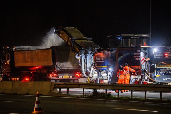 De eerste werkzaamheden zijn begonnen. Foto: Persbureau Heitink