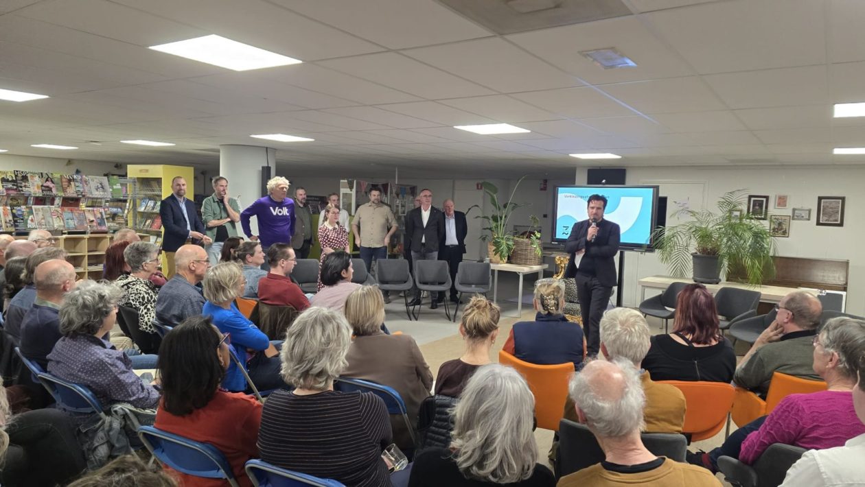 Politici uit Rheden laten andere kant van zichzelf zien in Velp Foto: Studio Rheden