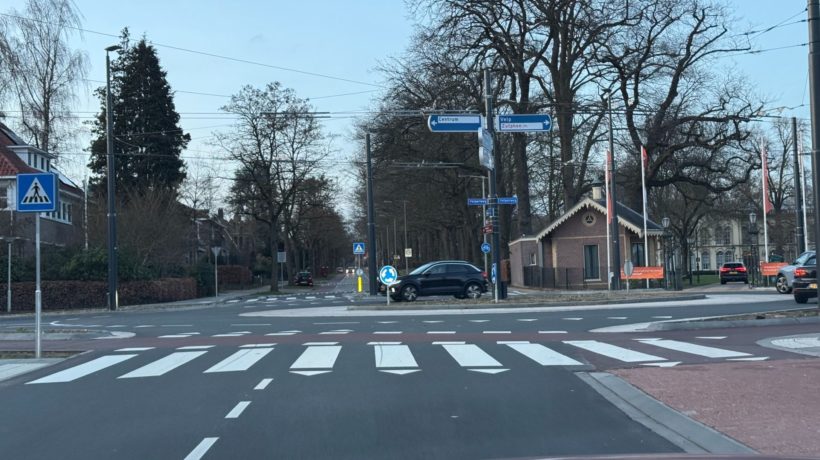 Velpse verkeersproblemen verhuizen naar Bronbeek in Arnhem Foto: Martin Slijper