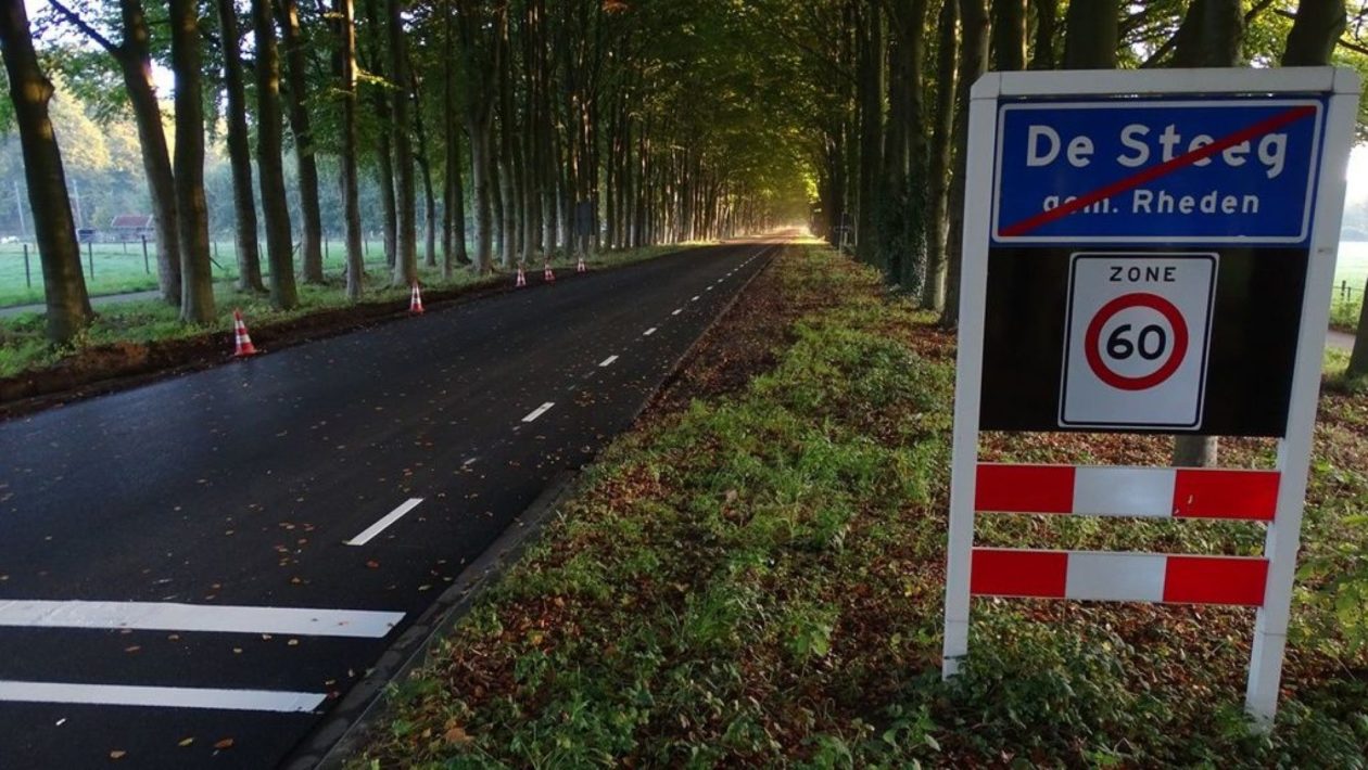 Middachterallee tussen Ellecom en De Steeg Foto: Martin de Jongh