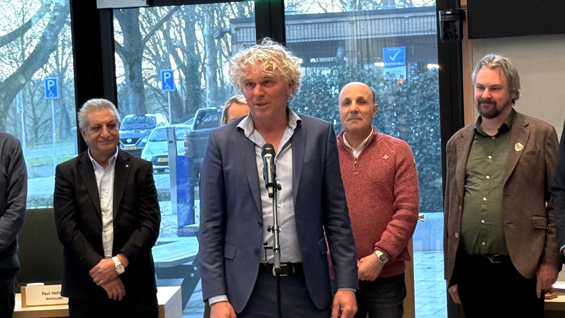 Nieuw raadslid kondigt vertrek al aan tijdens eerste raadsvergadering