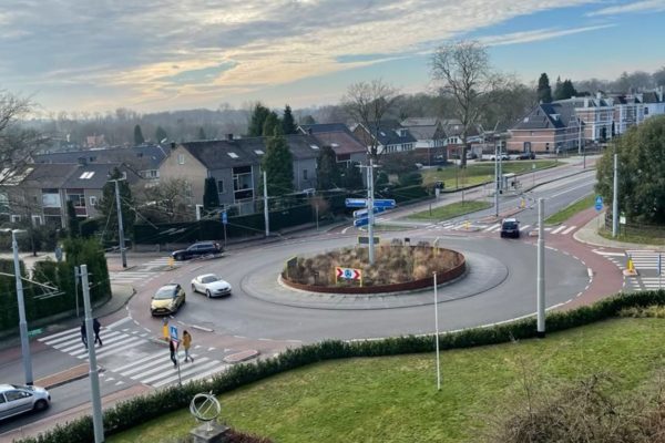 Archief rotonde Arnhemsestraatweg Velp Foto: Martin Slijper