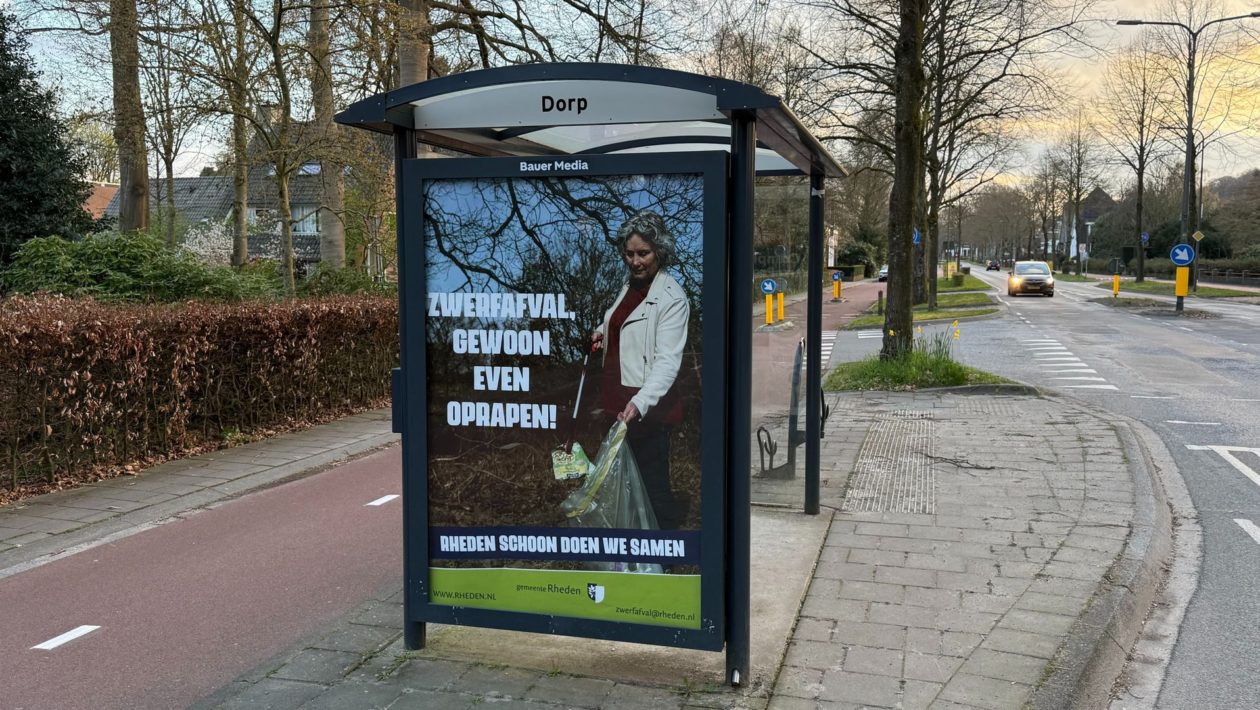 Peukenmeisje Bernadette op veel billboards te zien in gemeente Rheden Foto: Martin Slijper