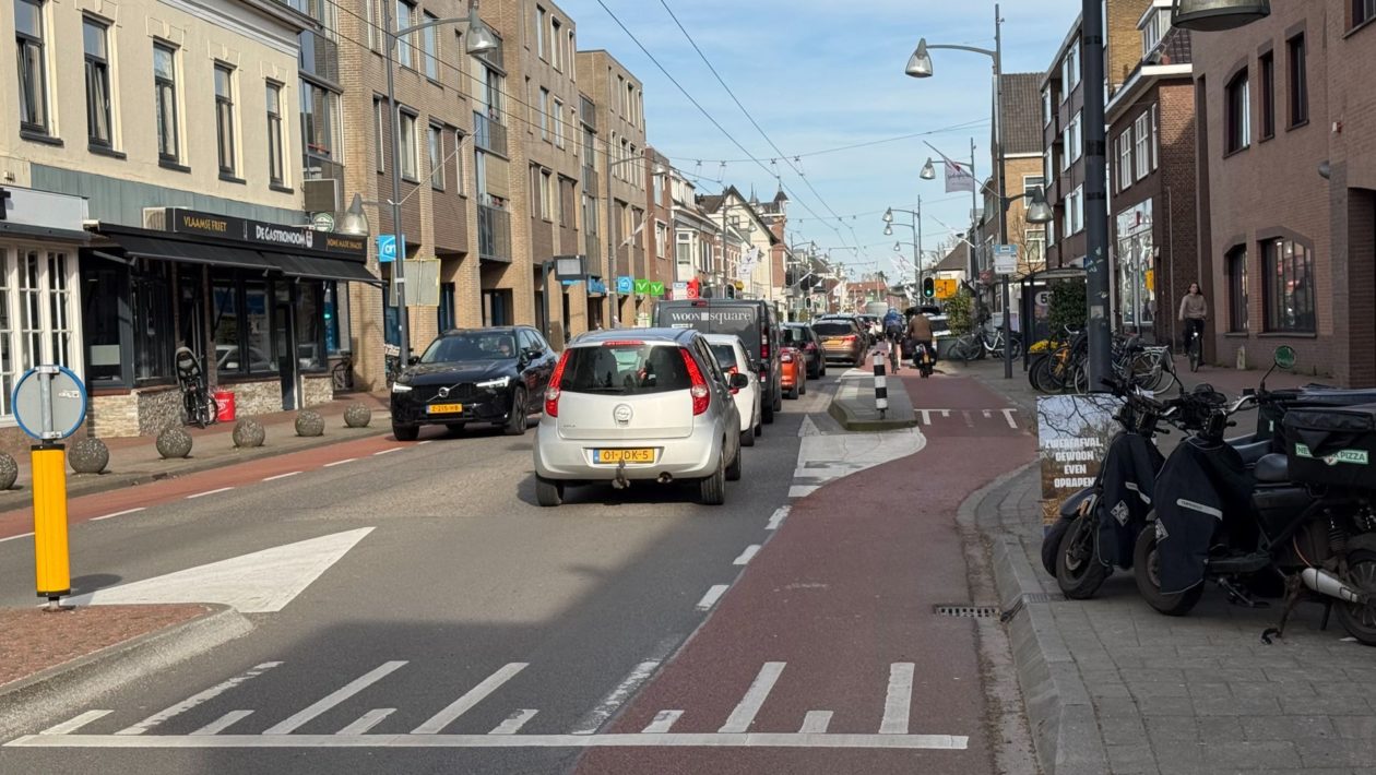 Hoofdstraat Velp Foto: Martin Slijper