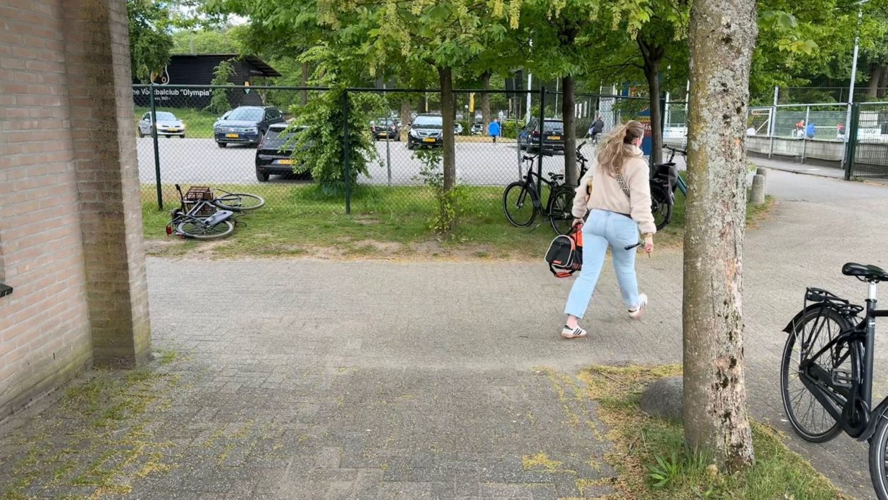 Rozendaal krijgt pakketautomaat bij DVOV Foto: Martin Slijper