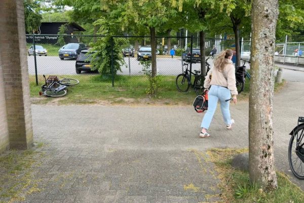 Rozendaal krijgt pakketautomaat bij DVOV Foto: Martin Slijper