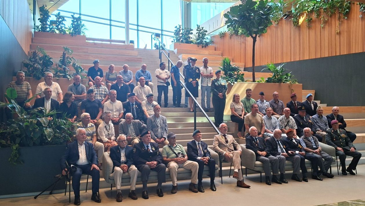 Veteranen ontvangen waardering Foto: Rheden