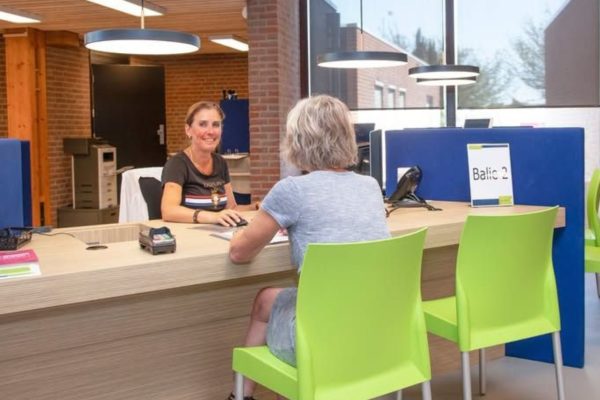 Gemeente sluit balie Burgerzaken in Dieren Foto: Rheden