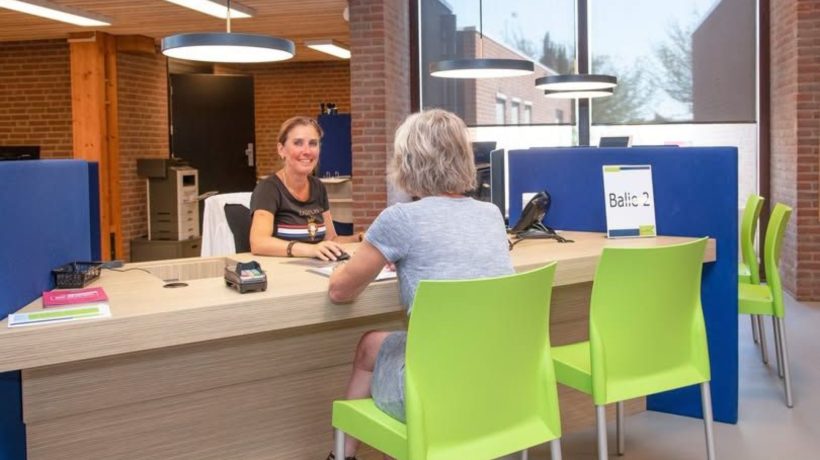 Gemeente sluit balie Burgerzaken in Dieren Foto: Rheden
