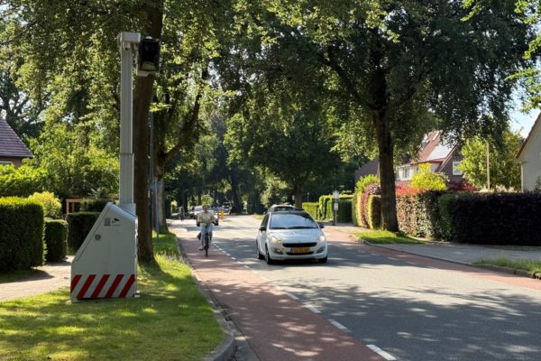 Flitser slaat toe in Velp: ben jij al op de foto gezet? Foto: Martin Slijper