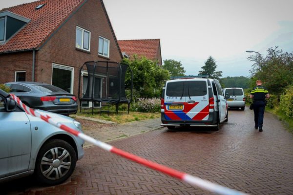 Persoon overleden na ongeval in woning in De Steeg Foto: Persbureau Heitink