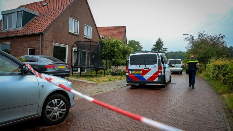 Persoon overleden na ongeval in woning in De Steeg Foto: Persbureau Heitink