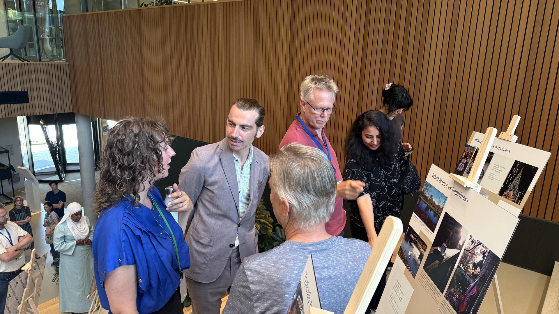 Nieuwkomers geven hun perspectief op Nederland in expositie ‘Our New World’