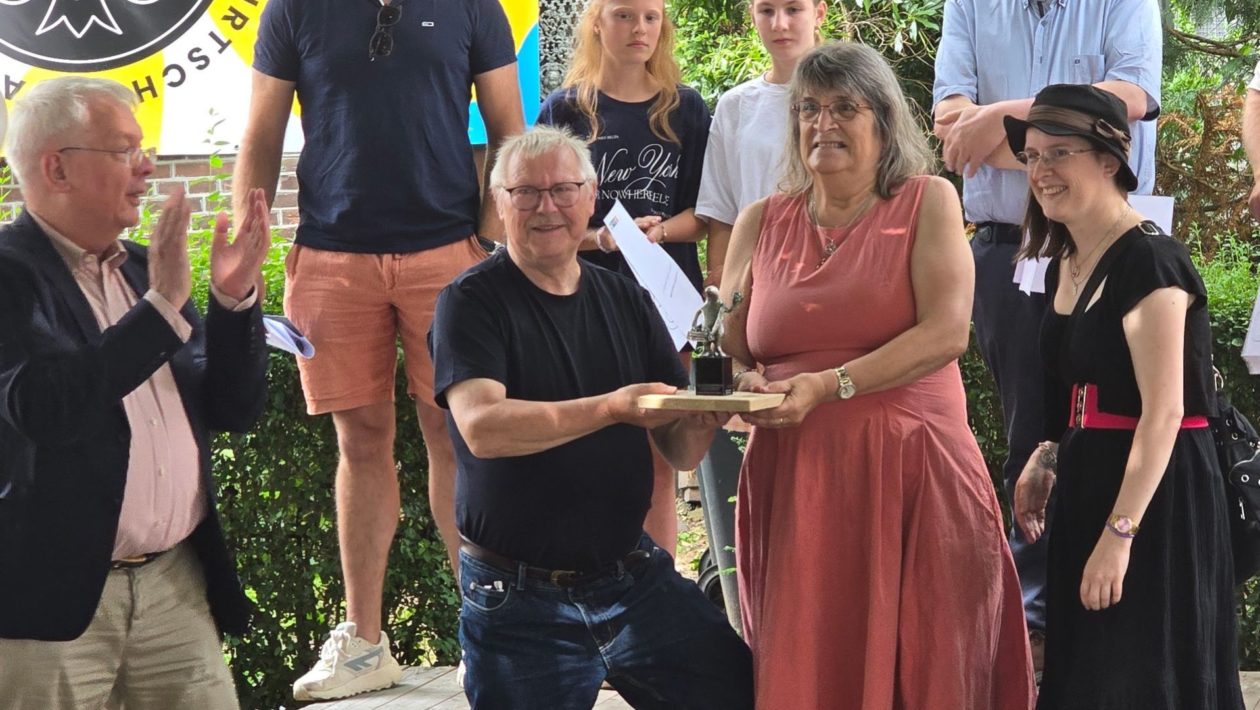 Eerste ‘Trots op Dieren Award’ uitgereikt Foto: Studio Rheden