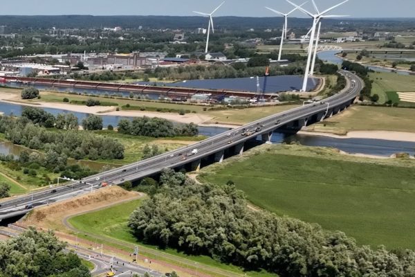 Afsluitingen op snelwegen bij Arnhem zorgen voor hinder: hier moet je omrijden Foto: Omroep Gelderland