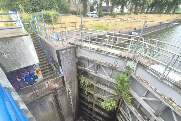 Sluis bij Apeldoorns Kanaal Foto: Waterschap Vallei en Veluwe
