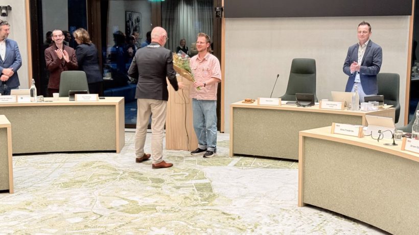 Dico Verschure benoemd als nieuwe raadsvolger van PvdD in Rheden Foto: Martin Slijper