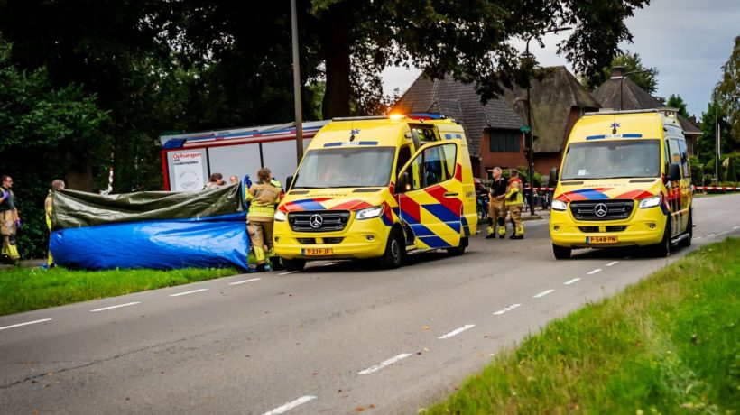 Motorrijder overleden bij ernstig ongeval in De Steeg Foto: Persbureau Heitink