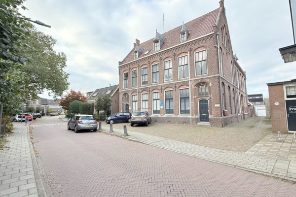 Voormalig postkantoor Prinsenstraat Dieren Foto: Martin Slijper