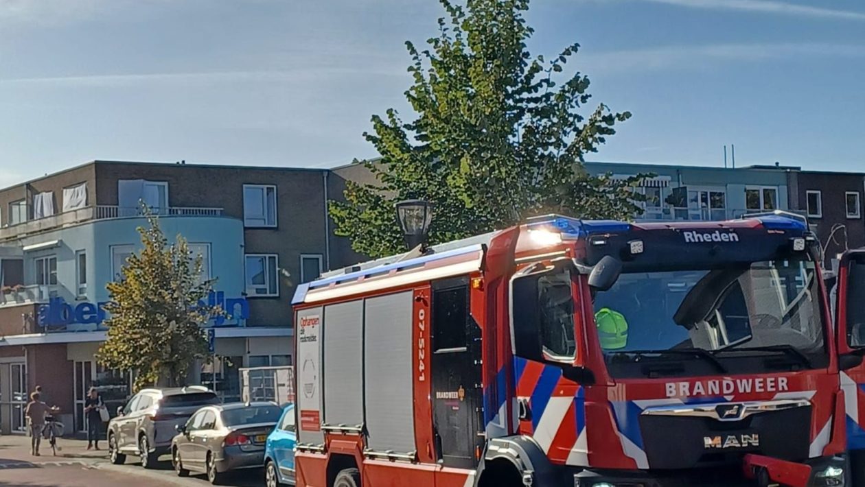 Gasleiding doorgeknipt bij voormalige Plus in Rheden Foto: Studio Rheden